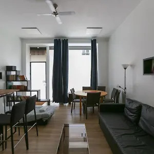 Apartamento Comfortable 49 M In The Heart Of